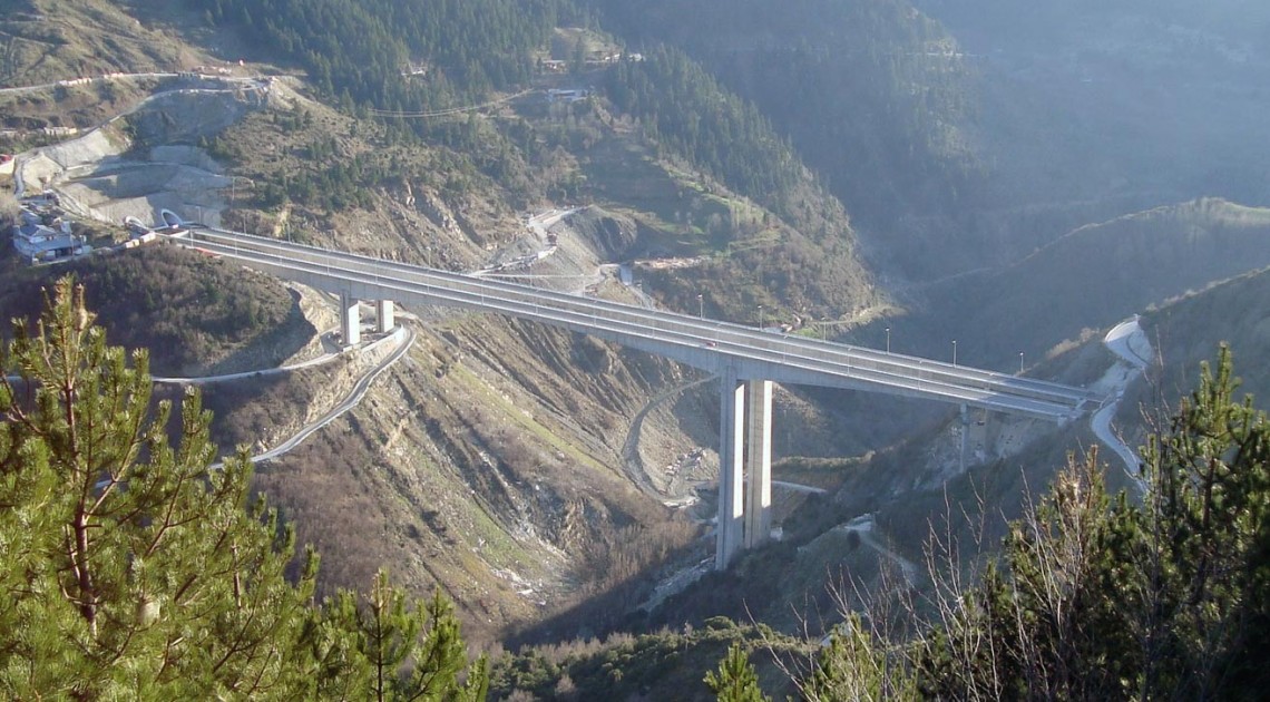 Γέφυρα Μετσόβου